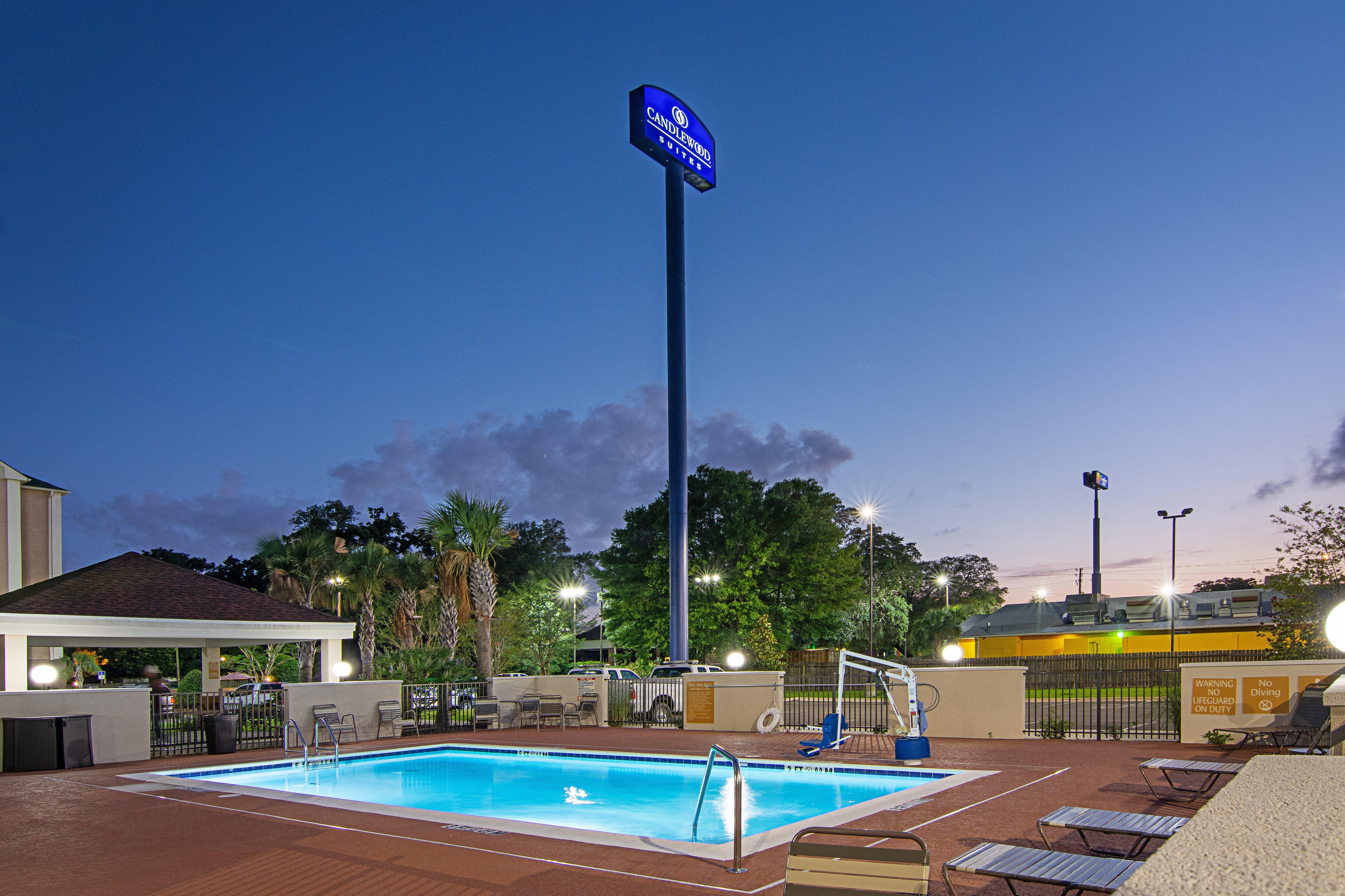 Candlewood Suites - Pensacola - University Area By Ihg Exteriör bild
